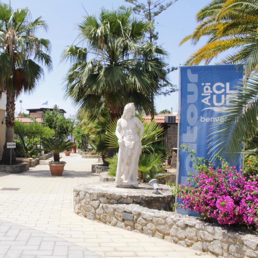 Costa Degli Dei Resort Capo Vaticano Exterior photo